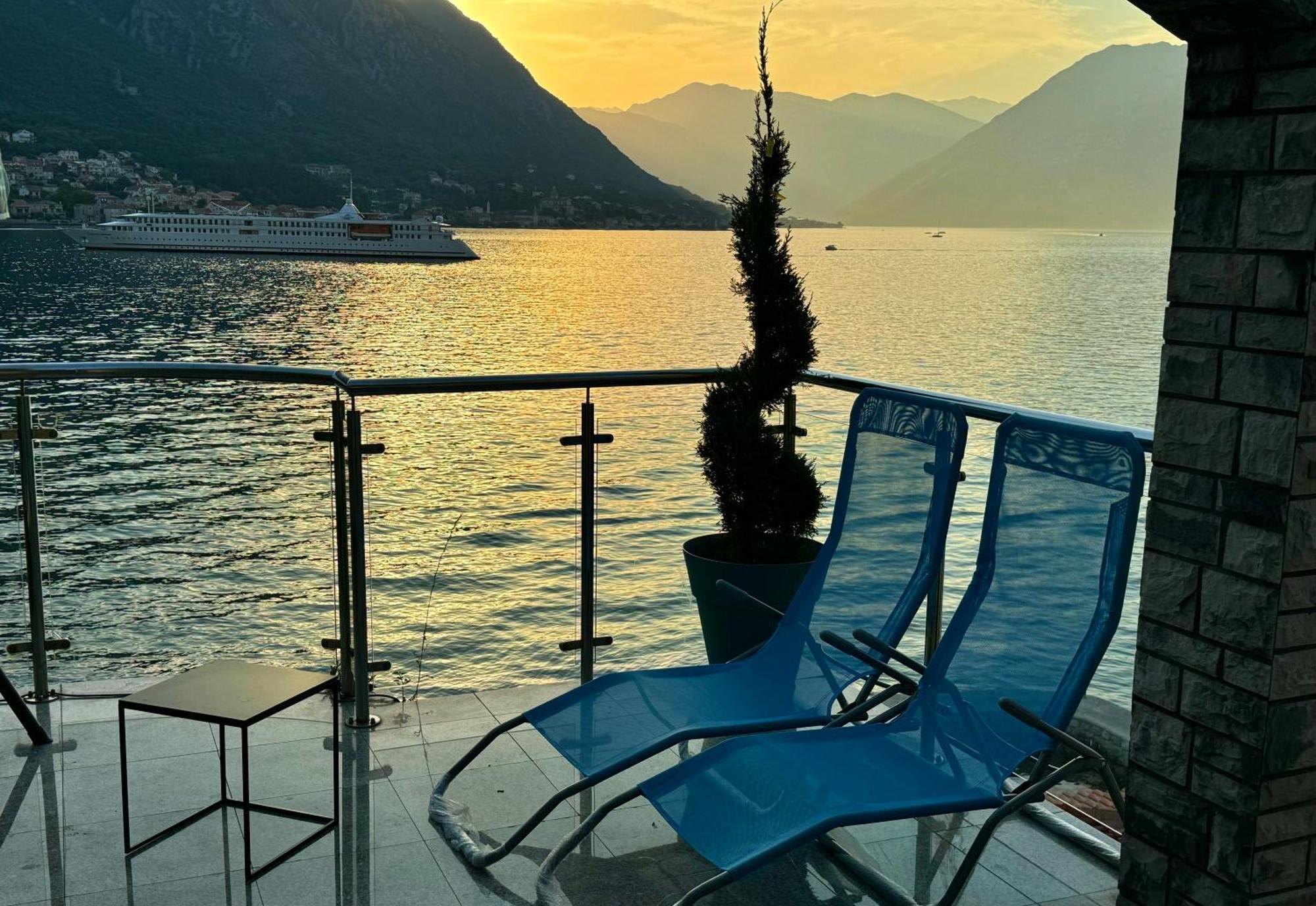 Aparthotel Maxim Kotor Exterior photo