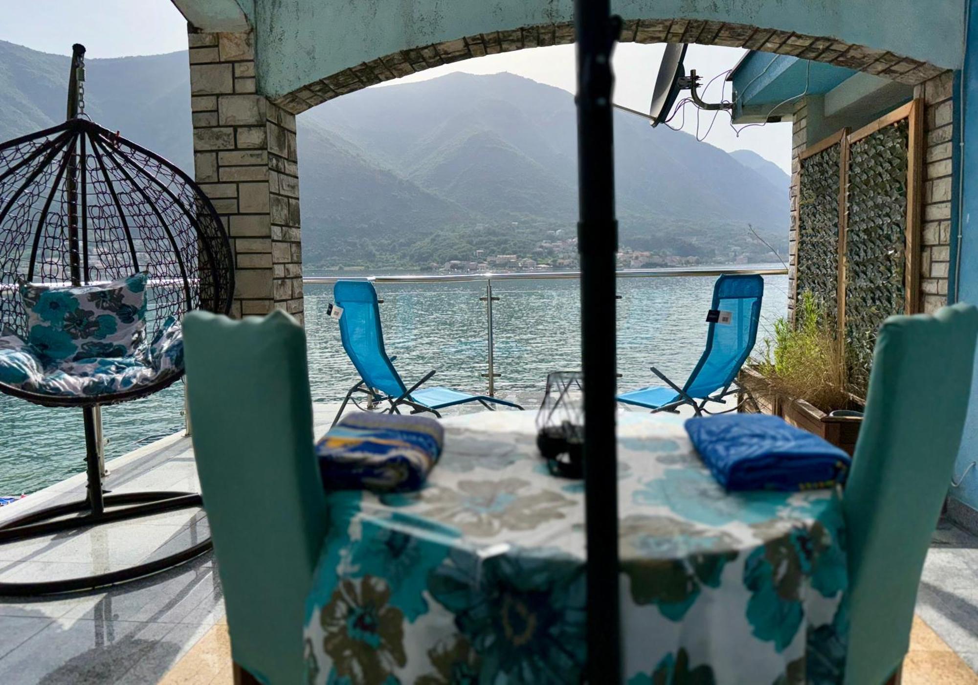 Aparthotel Maxim Kotor Exterior photo