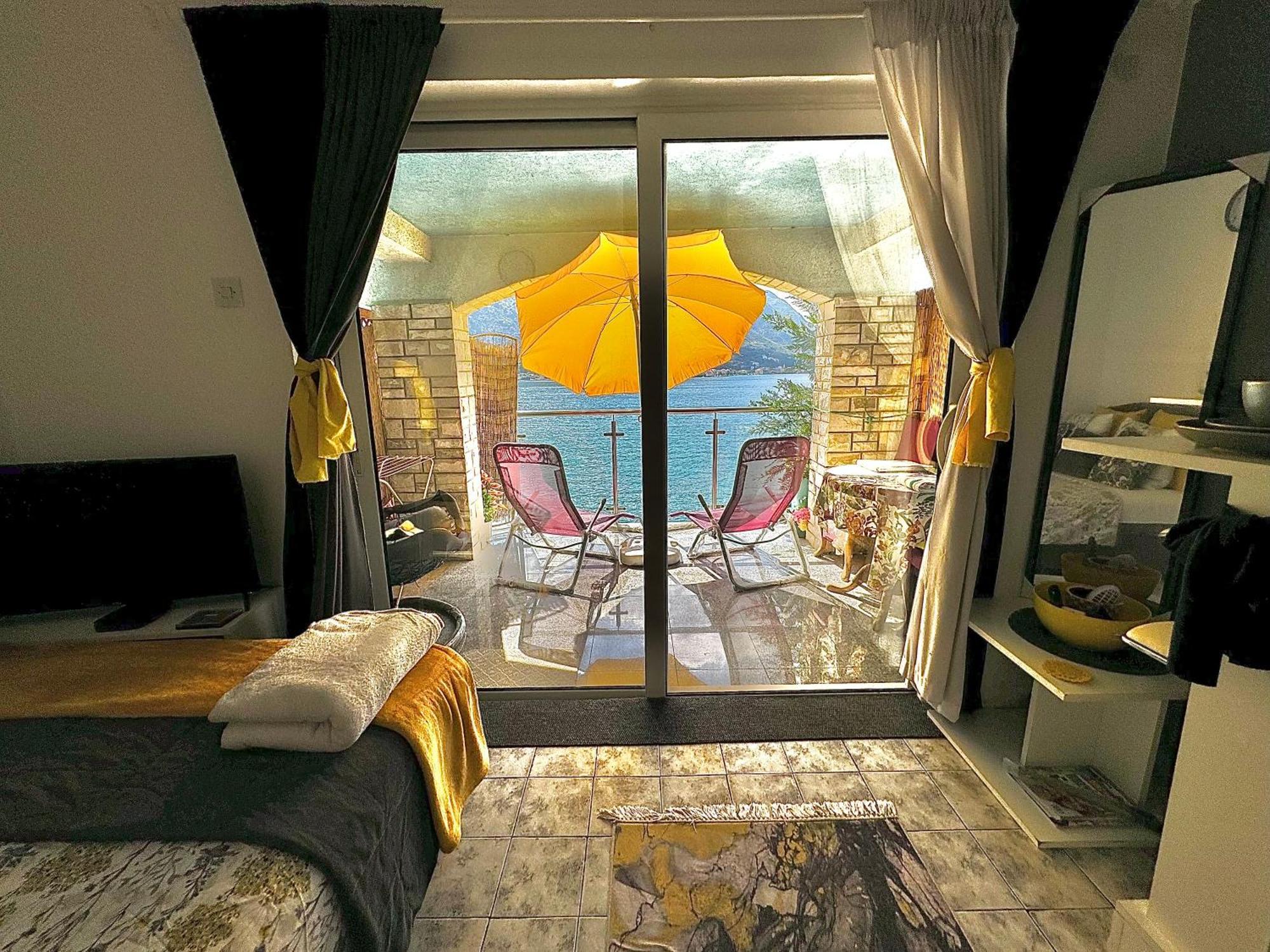 Aparthotel Maxim Kotor Exterior photo